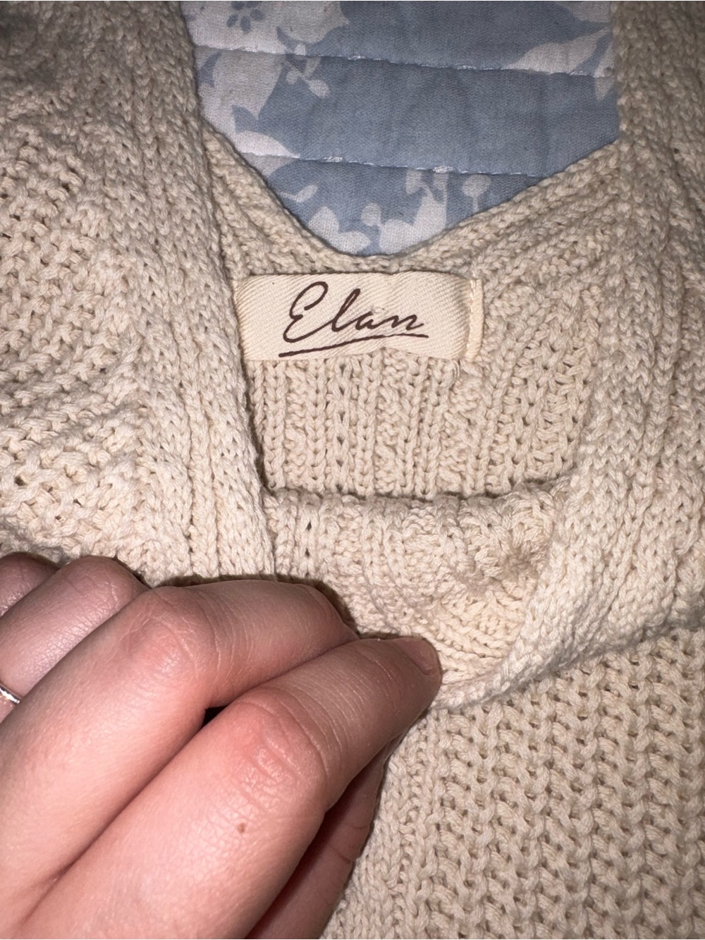 Elan crochet top - Picture 2 of 2